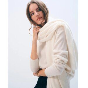 NWOT White + Warren Cashmere Travel Wrap White